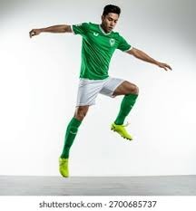 帕尔马官方：铃木彩艳左手中指及手舟骨复合骨折，将接受手术